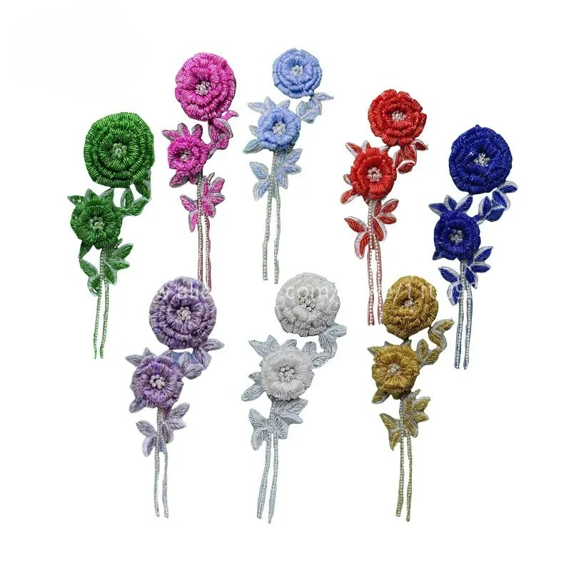 Applique Patch Flower - 新しいマルチカラーの手作りビーズローズブレストフラワー。 輝くラインストーンパッチ。 ウェディングドレスDIY刺繍3Dアップリケ