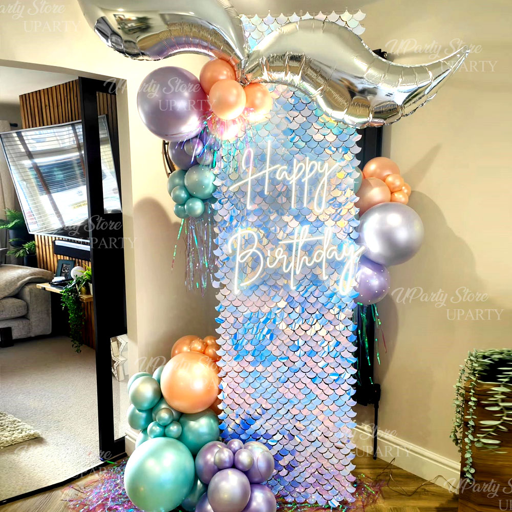 Sequin Fabric Panel - 12個入り マーメイドスパンコールウォールパネル 玉虫色のシルバーブルー マーメイドスケール シマー背景パネル 誕生日