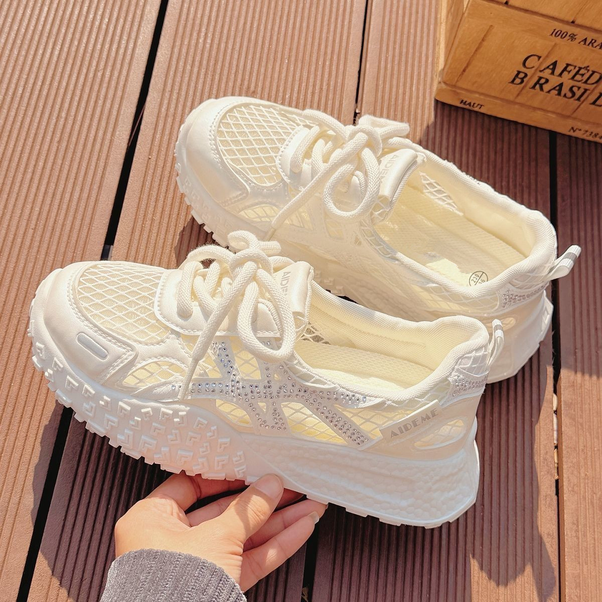 Crystal Mesh Fabric - 夏の女性用キラキラクリスタルメッシュ通気性スニーカー2026女性用フラットスポーツランニングシューズレディースフィットネスシューズチャンキースニーカー