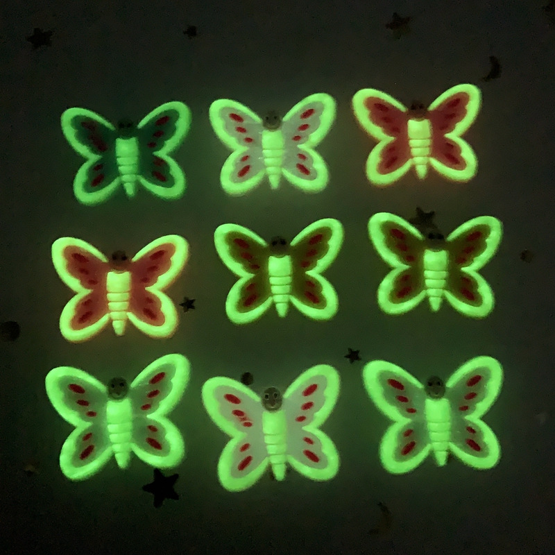 10 個かわいい大きな蝶 PVC 柔軟な接着剤フラットバック - Embellishment Glue Craft のレビューと価格
