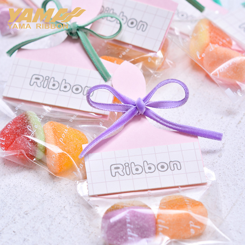 山-モノクロベルベットリボン、ウェディングクラフト、ガーメン - Velvet Ribbon Roll のレビューと価格